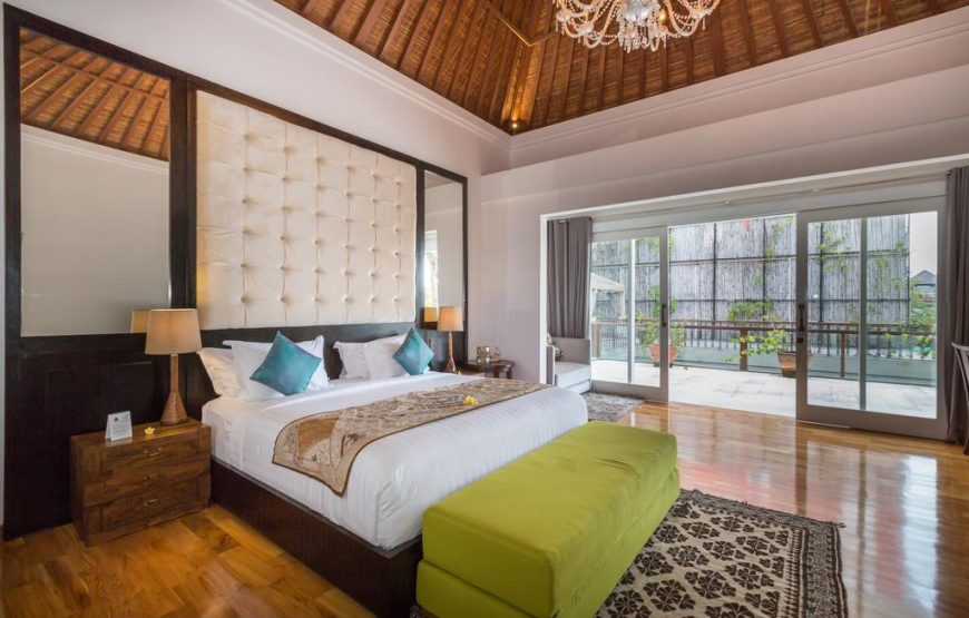 Jadine Bali Villa (2BR/3BR/4BR) – Canggu